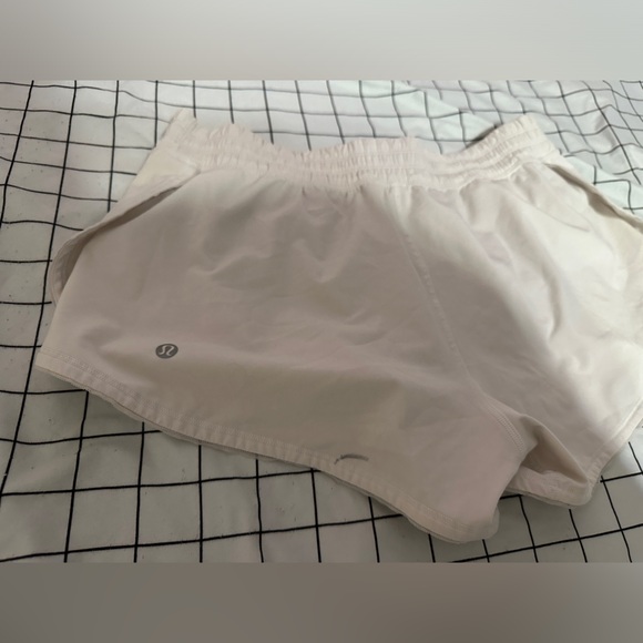 Lululemon White 2.5" Shorts - Picture 3 of 3